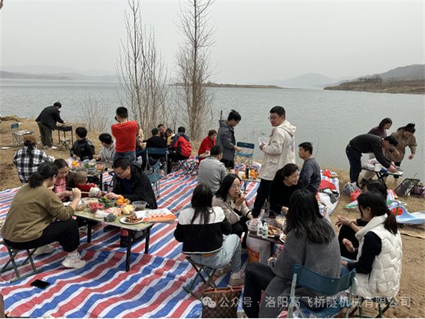 春日“趣”燒烤，不負好“食”光  公司開展部門團建活動